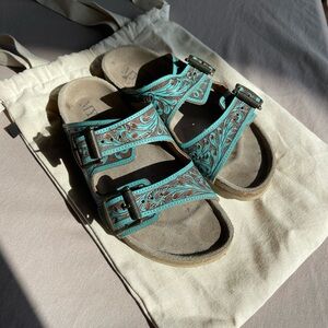 Myra Leather Turquoise Patterned Sandals with Buckles - Pre-owned Sz 9